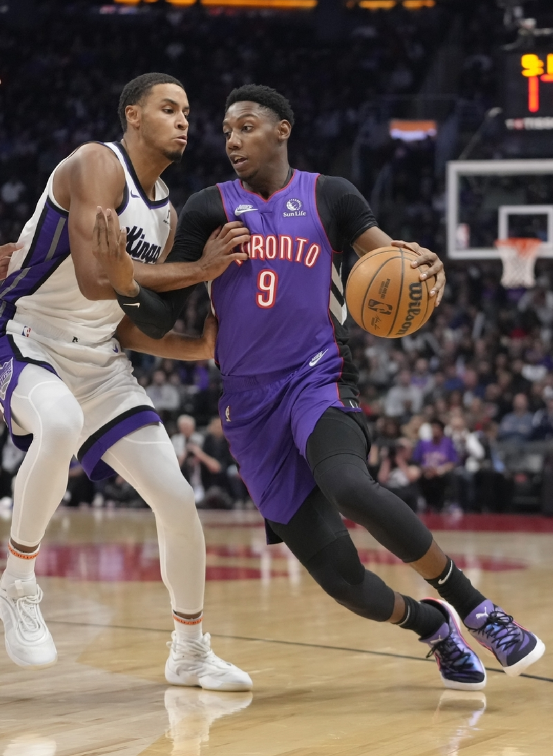 山西队险胜青岛队，德罗赞状态火热