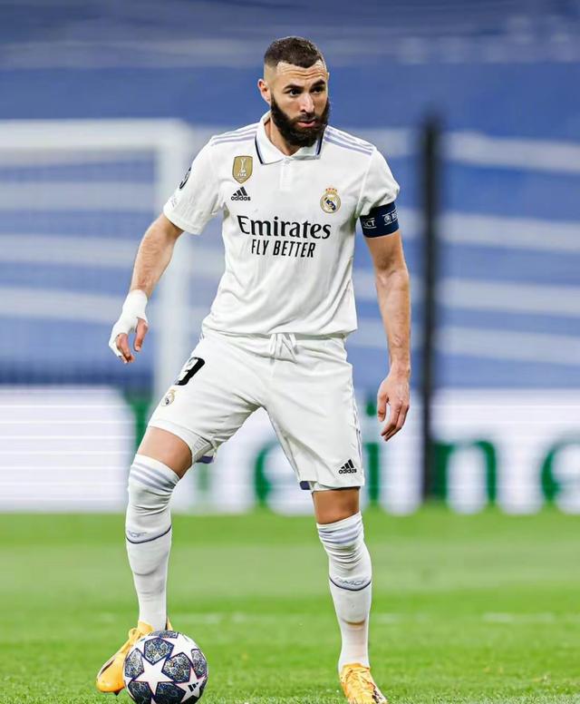 莱比锡红牛横扫挪威，本泽马高光表现