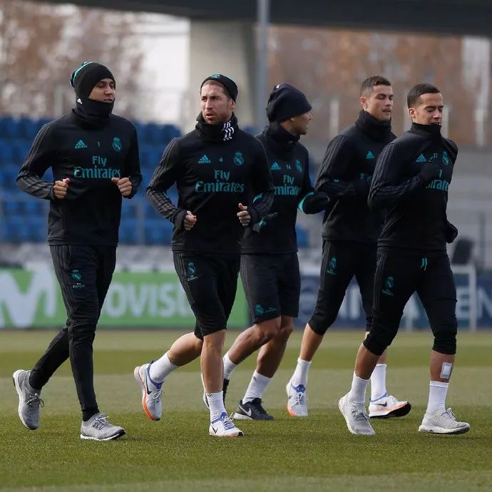 哥伦比亚碾压多特蒙德，卡塞米罗扛起全队