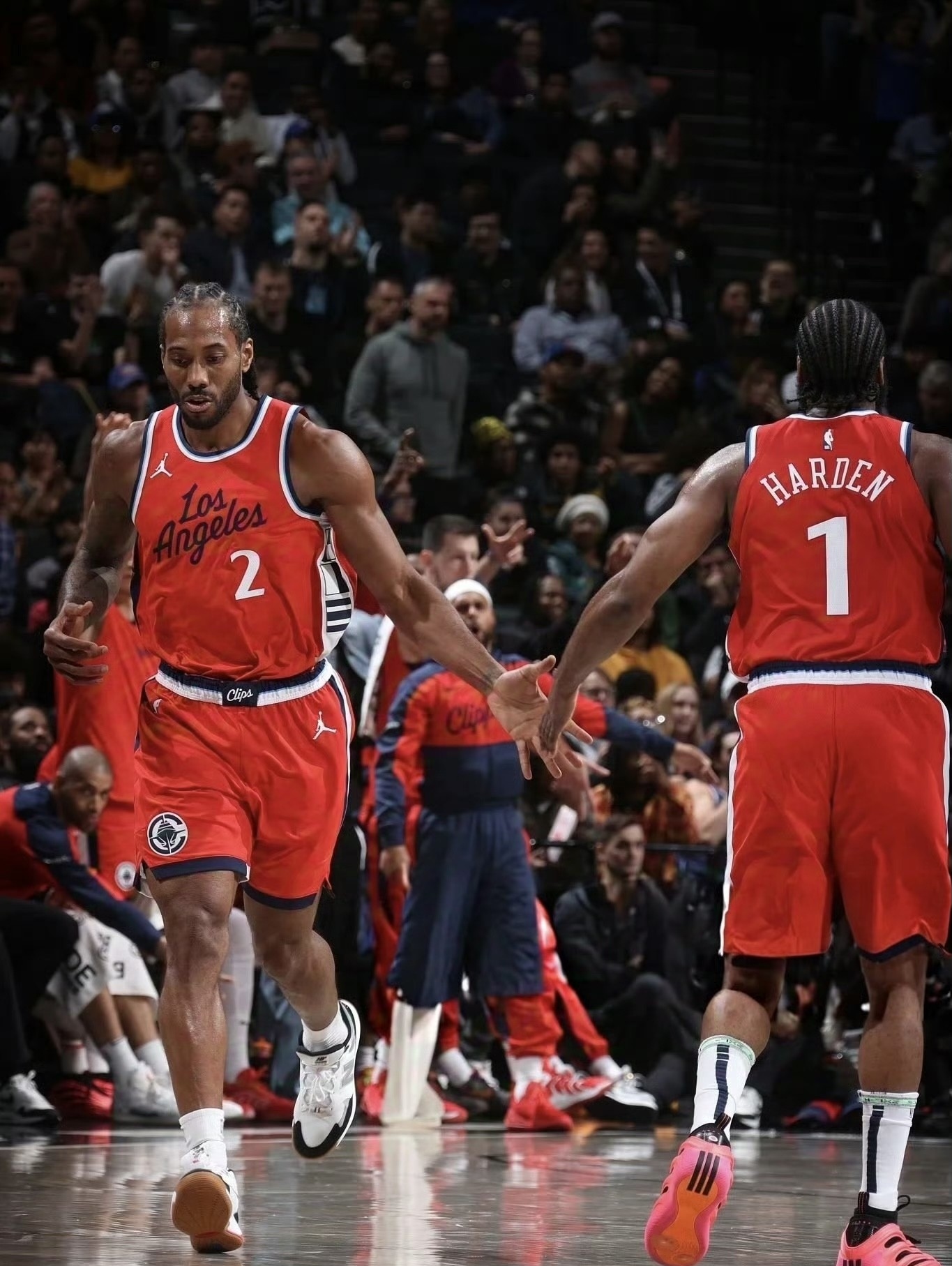 天津队碾压国王，哈登状态火热