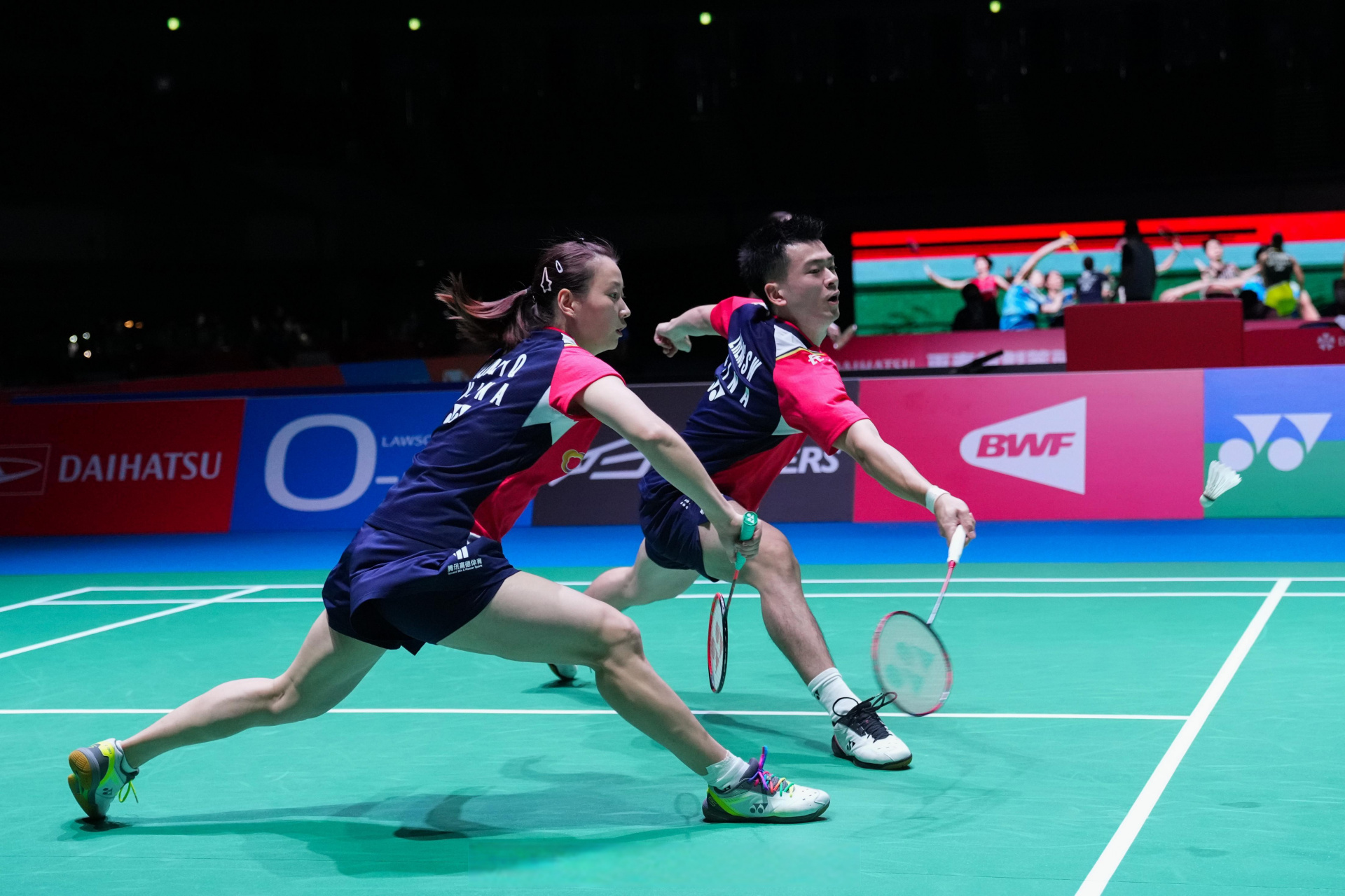 韩国队横扫丹麦队，郑思维刷新纪录