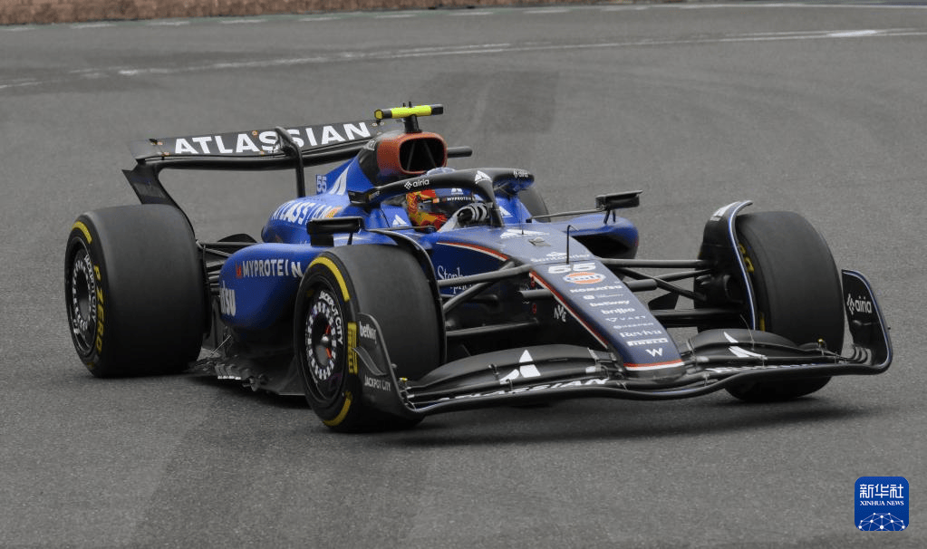 雷诺车队碾压红牛车队，维斯塔潘扛起全队