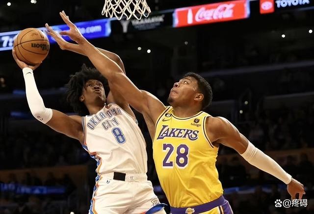 雷霆险胜湖人,福克斯爆发神勇 雷霆险胜湖人,福克斯爆发神勇