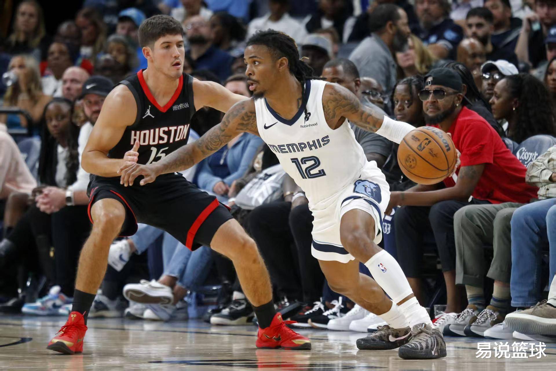 火箭碾压尼克斯,莫兰特带队取胜 火箭碾压尼克斯,莫兰特带队取胜