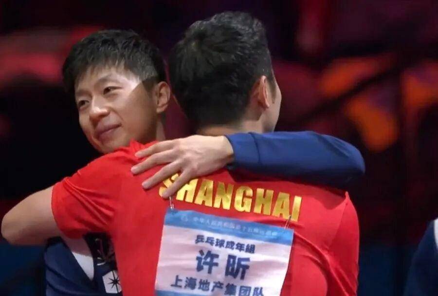 波兰乒乓球队轻取奥地利乒乓球队，马龙制霸全场