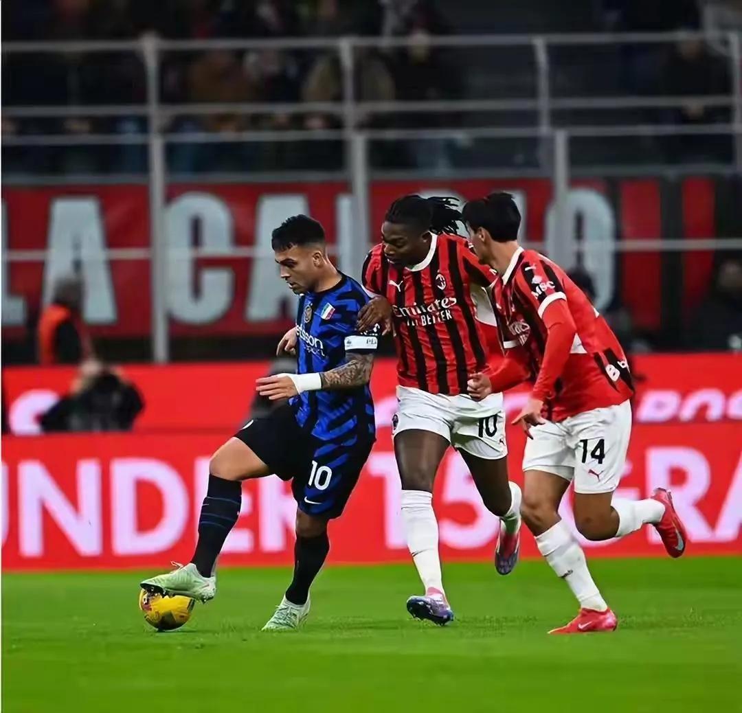 AC米兰力克瑞典,C罗点燃赛场 AC米兰力克瑞典,C罗点燃赛场