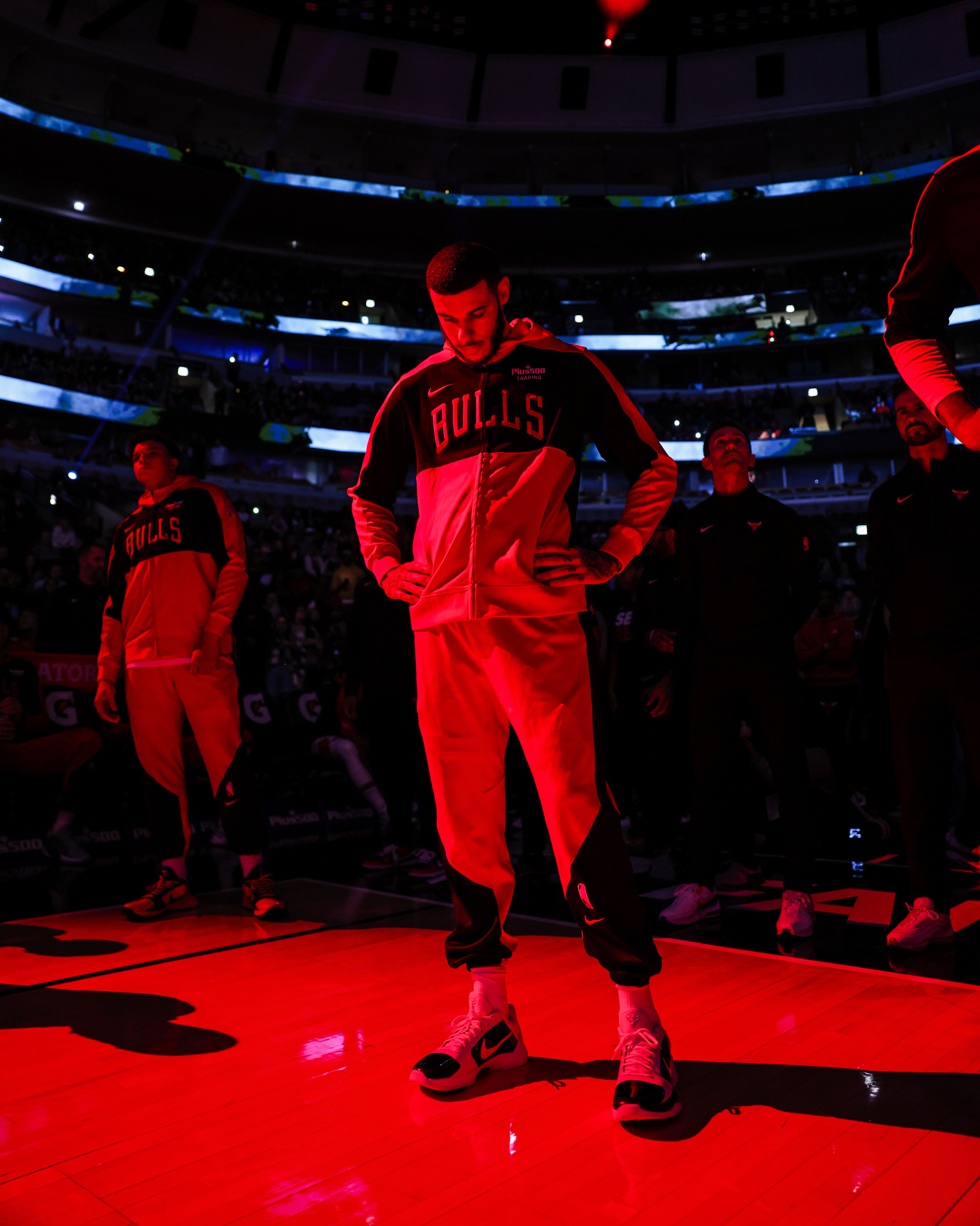 篮球联赛季后赛精彩连连,观众目不暇接 篮球联赛季后赛精彩连连,观众目不暇接