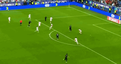 英格兰战胜葡萄牙，晋级形势看涨