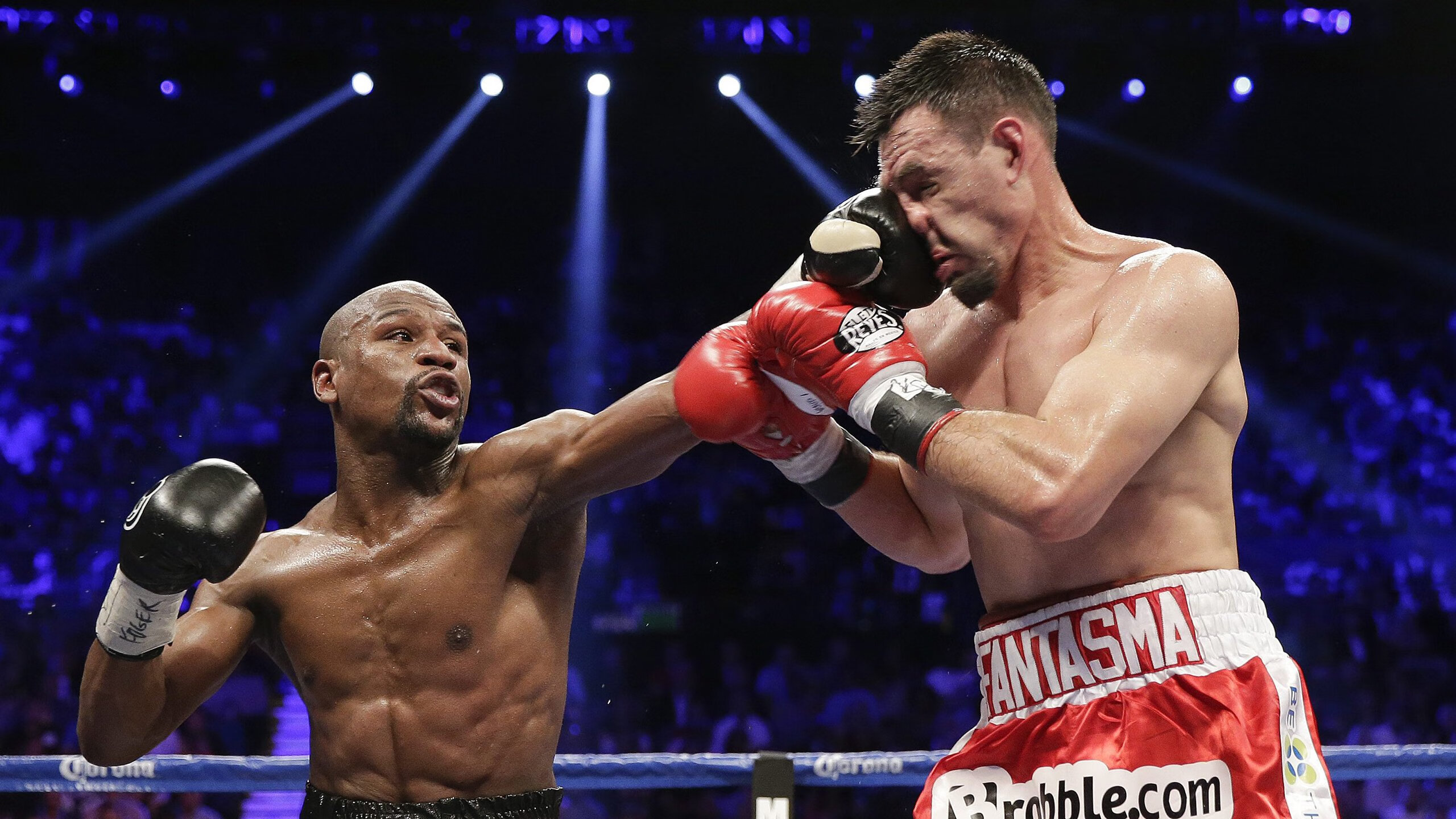 米切尔末节爆发导演逆转好戏，独行侠加时险胜浙江队