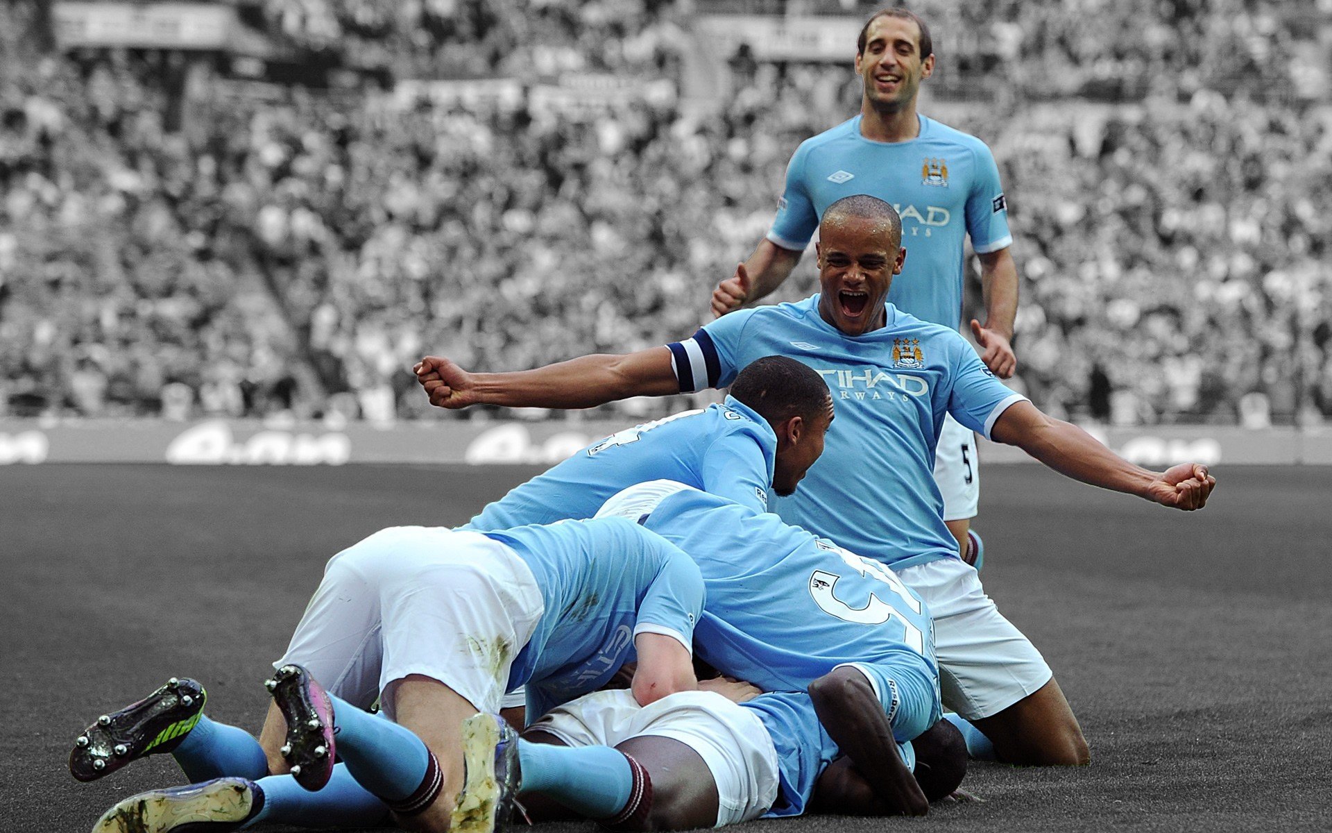 逆转之夜,2026世界杯F组强强对话,英格兰绝地反击,京多安状态火热闪耀全场